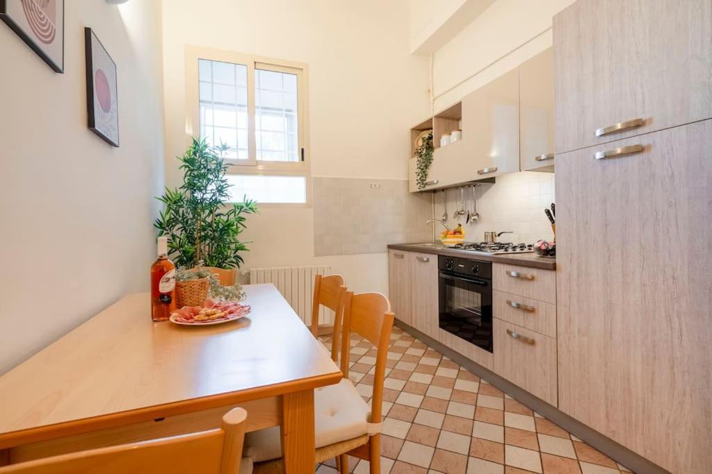 Oasi Corso Italia Apartment Bari Luaran gambar